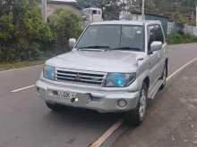 Mitsubishi Pajero IO 2000 SUV