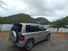 Mitsubishi Pajero IO 2000 SUV