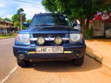 https://riyasewana.com/uploads/mitsubishi-pajero-io-2000-1922532312922.jpg
