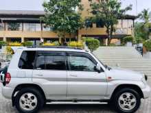 https://riyasewana.com/uploads/mitsubishi-pajero-io-2002-3013422812542.jpg