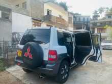 Mitsubishi Pajero Io 2002 SUV