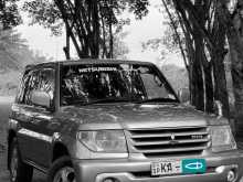 Mitsubishi Pajero Io 2005 SUV