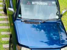 Mitsubishi Pajero Io 1999 SUV