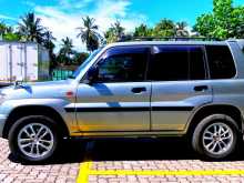 Mitsubishi Pajero IO GDI 2000 SUV