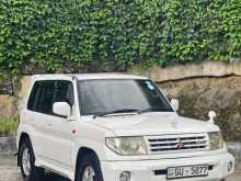 Mitsubishi Pajero IO 2002 SUV