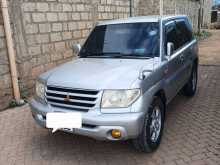 Mitsubishi Pajero Io Gdi 2000 SUV