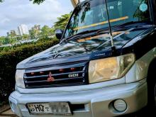 https://riyasewana.com/uploads/mitsubishi-pajero-io-261320006566.jpg