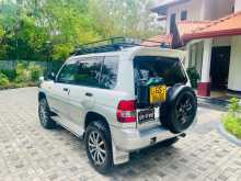https://riyasewana.com/uploads/mitsubishi-pajero-io-27190531792.jpg