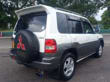 https://riyasewana.com/uploads/mitsubishi-pajero-io-301317164273.jpg
