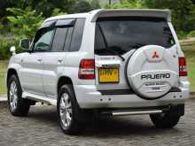 https://riyasewana.com/uploads/mitsubishi-pajero-io-31163609734.jpg