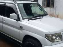 https://riyasewana.com/uploads/mitsubishi-pajero-io-41044154032.jpg