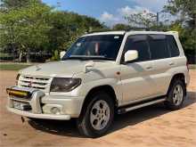https://riyasewana.com/uploads/mitsubishi-pajero-jeep-99204222812.jpg