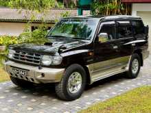 https://riyasewana.com/uploads/mitsubishi-pajero-mahattaya-1999-187144712152.jpg