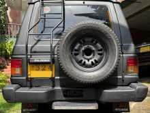 https://riyasewana.com/uploads/mitsubishi-pajero-mk-1985-1022401412502.jpg