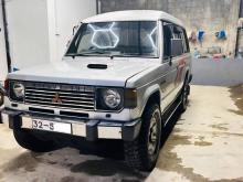 Mitsubishi Pajero MK1 1988 SUV