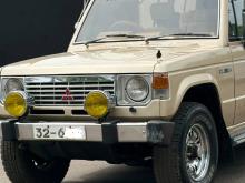 Mitsubishi Pajero Mk1 1988 SUV
