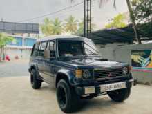 Mitsubishi Pajero MK1 1985 SUV