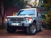 Mitsubishi Pajero Mk1 1988 SUV