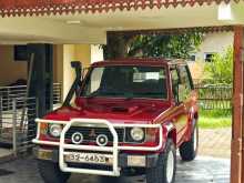 https://riyasewana.com/uploads/mitsubishi-pajero-mk1-1988-1120560012502.jpg