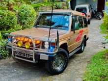 Mitsubishi Pajero MK1 1988 SUV