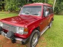 Mitsubishi PAJERO MK1 1989 SUV