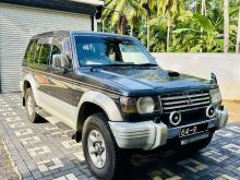 Mitsubishi Pajero Mk2 1995 SUV