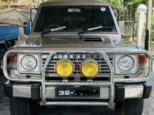 Mitsubishi Pajero 1988 SUV