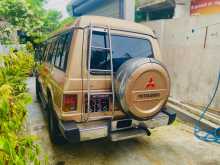 https://riyasewana.com/uploads/mitsubishi-pajero-palathsaba-1988-187005612652.jpg