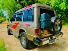 https://riyasewana.com/uploads/mitsubishi-pajero-palathsaba-1989-1317360412362.jpg