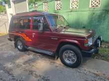 Mitsubishi Pajero 1989 SUV
