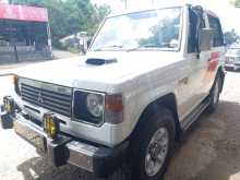 Mitsubishi Pajero 1985 SUV