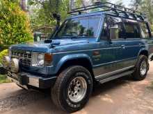 https://riyasewana.com/uploads/mitsubishi-pajero-super-1988-913373612954.jpg