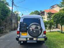 https://riyasewana.com/uploads/mitsubishi-pajero-turbo-192618575.jpg