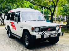 Mitsubishi PAJERO TURBO WAGON 1990 SUV