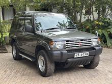 https://riyasewana.com/uploads/mitsubishi-pajero-v36-1814233917573.jpg