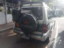 https://riyasewana.com/uploads/mitsubishi-pajero-v46-111400524052.jpg