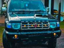 Mitsubishi Pajero V46 1998 SUV