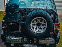 https://riyasewana.com/uploads/mitsubishi-pajero-v46-161052274573.jpg