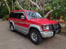 Mitsubishi Pajero 1995 SUV