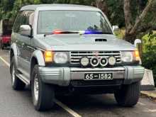 Mitsubishi Pajero V46 Exceed 2.8 1996 SUV