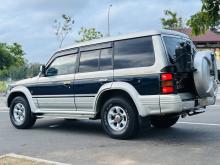 https://riyasewana.com/uploads/mitsubishi-pajero-v46-2911434917726.jpg