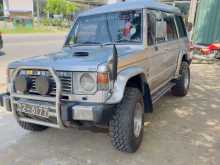 Mitsubishi Pajero 1988 SUV