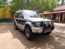 Mitsubishi Pajero 1992 SUV