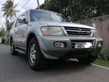 Mitsubishi Pajero 2000 SUV