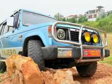 Mitsubishi PEJARO 1988 SUV