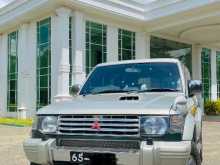 Mitsubishi Pajero Mk2 Exceed 1996 SUV