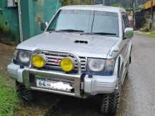 Mitsubishi Pejero 1992 SUV