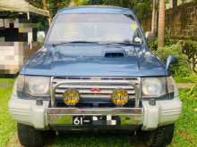 Mitsubishi Pajero 1992 SUV