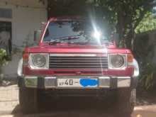 Mitsubishi Pajero 1990 SUV