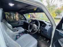 https://riyasewana.com/uploads/mitsubishi-pejero-913445522873.jpg